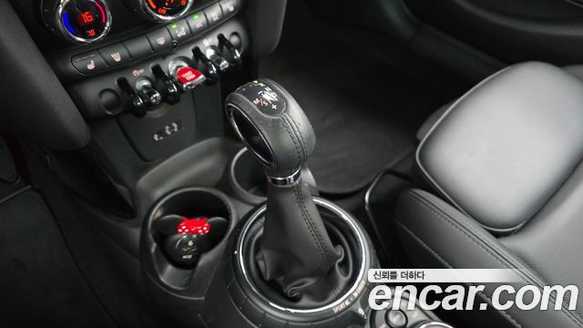 MINI Cooper D 5Door HIGH 3rd 2015 — фото 9