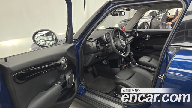 MINI Cooper D 5Door HIGH 3rd 2015 — фото 10