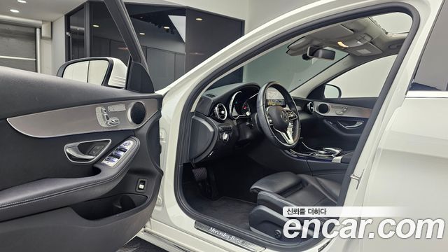 Mercedes-Benz C-Class (W205) C220 d 4MATIC 2020 — фото 10