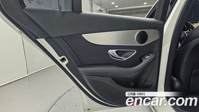 Mercedes-Benz C-Class (W205) C220 d 4MATIC 2020 — фото 25