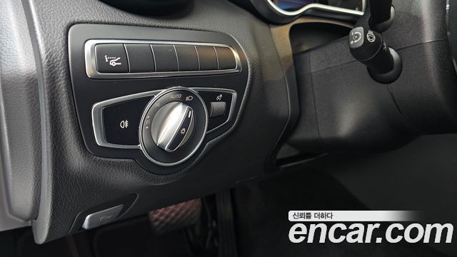 Mercedes-Benz C-Class (W205) C220 d 4MATIC 2020 — фото 28
