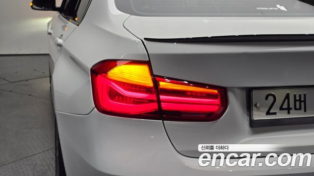 BMW 3 Series (F30) 320i M Sport 2017 — фото 29