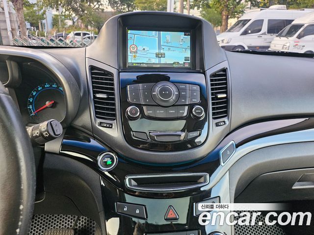 Chevrolet Orlando 2.0 Diesel LTZ Premium 2012 — фото 19
