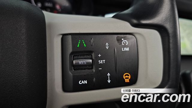 Land Rover Defender (L663) 110 D240 SE 2020 — фото 22
