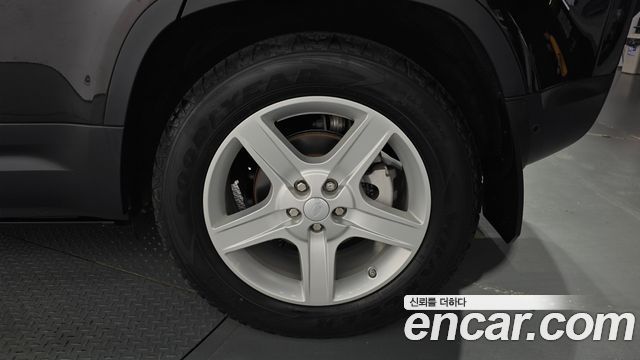 Land Rover Defender (L663) 110 D240 SE 2020 — фото 27