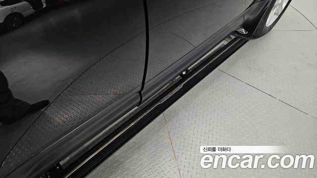 Land Rover Defender (L663) 110 D240 SE 2020 — фото 35