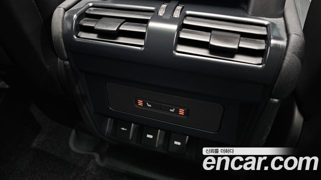 Land Rover Defender (L663) 110 D240 SE 2020 — фото 37