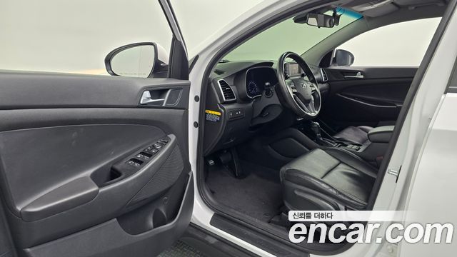Hyundai Tucson Diesel 2.0 2WD Modern 2019 — фото 10