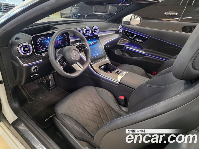 Mercedes-Benz CLE-Class (C236) CLE450 4MATIC Cabriolet 2024 — фото 10