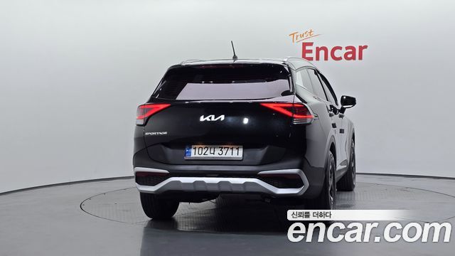 Kia Sportage (V) Diesel 2.0 2WD Prestige 2022 — фото 4