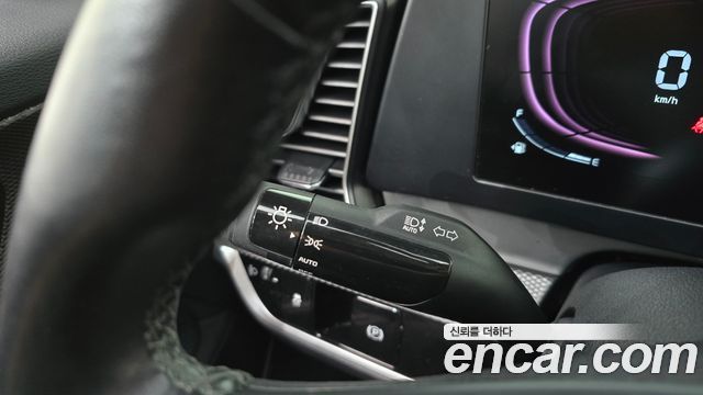 Kia Sportage (V) Diesel 2.0 2WD Prestige 2022 — фото 28