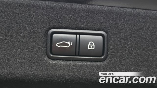 Kia K9 3.8 GDI AWD PlatinumⅡ 2020 — фото 15