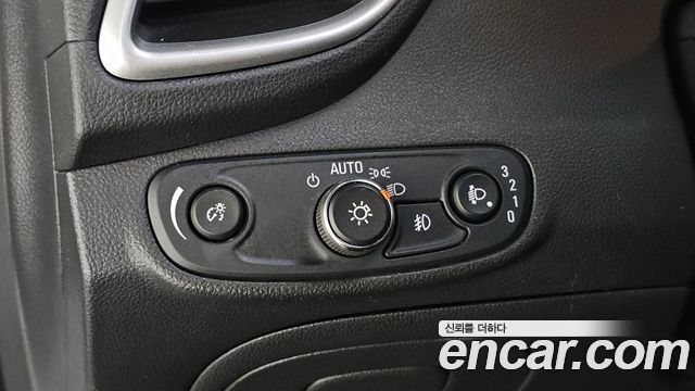 Chevrolet Trax 1.4 LT Deluxe 2017 — фото 14