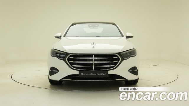 Mercedes-Benz E-Class (W214) E300 4MATIC Exclusive 2026 — фото 3