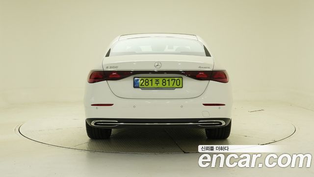 Mercedes-Benz E-Class (W214) E300 4MATIC Exclusive 2026 — фото 4