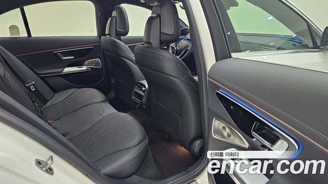 Mercedes-Benz E-Class (W214) E300 4MATIC Exclusive 2026 — фото 10