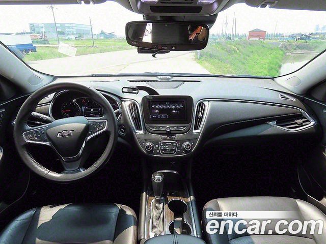 Chevrolet Malibu 2.0 Turbo LTZ Premium 2017 — фото 9