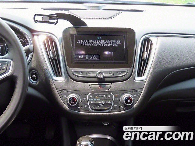 Chevrolet Malibu 2.0 Turbo LTZ Premium 2017 — фото 10