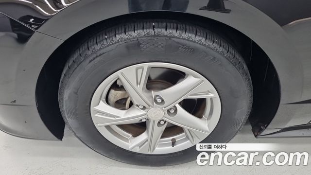 Hyundai Sonata (DN8) 2.0 LPG(rental car) Smart 2022 — фото 5