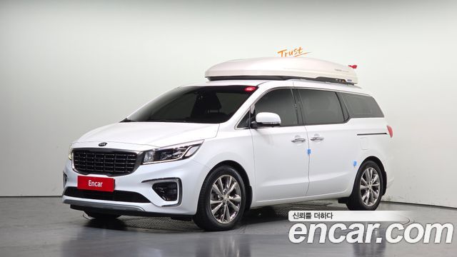 Kia Carnival 7-Seater Limousine President 2019 — фото 1