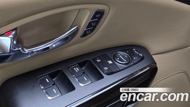 Kia Carnival 7-Seater Limousine President 2019 — фото 30