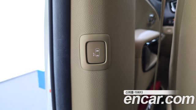 Kia Carnival 7-Seater Limousine President 2019 — фото 33