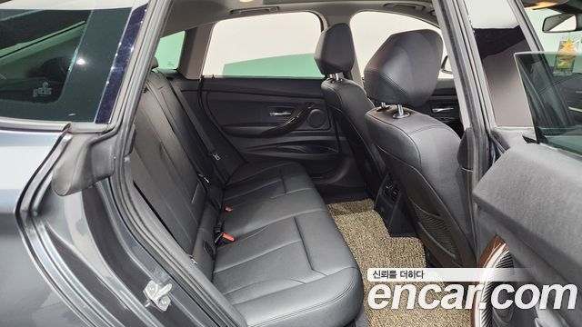 BMW 3 Series GT (F34) GT 320d xDrive 2015 — фото 16