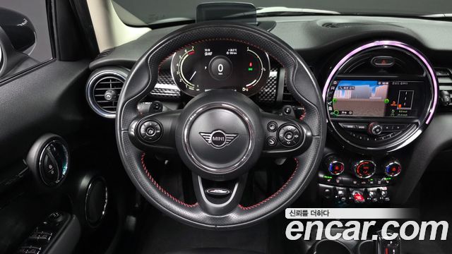 MINI Cooper S 5Door HIGH 3rd 2021 — фото 14