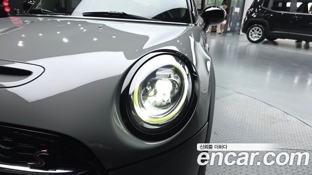 MINI Cooper S 5Door HIGH 3rd 2021 — фото 22