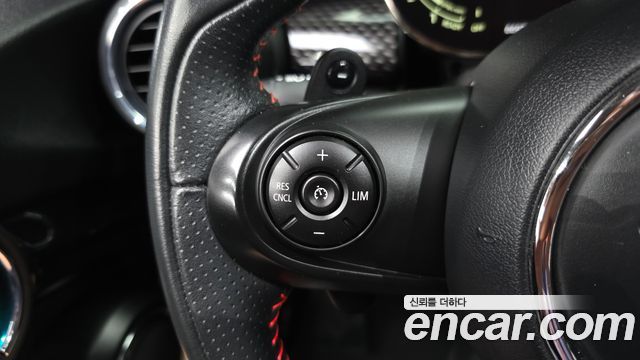MINI Cooper S 5Door HIGH 3rd 2021 — фото 31