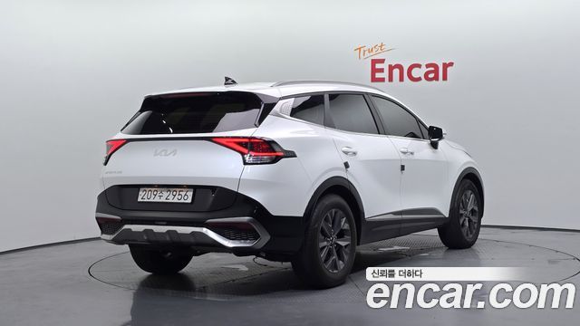 Kia Sportage (V) Diesel 2.0 2WD Nobleless 2022 — фото 2