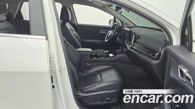 Kia Sportage (V) Diesel 2.0 2WD Nobleless 2022 — фото 26
