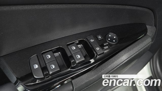 Kia Sportage (V) Diesel 2.0 2WD Nobleless 2022 — фото 29