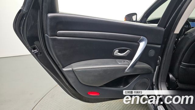 Renault Korea SM7 Nova LPLI 2.0 LPe Disabled 2016 — фото 25