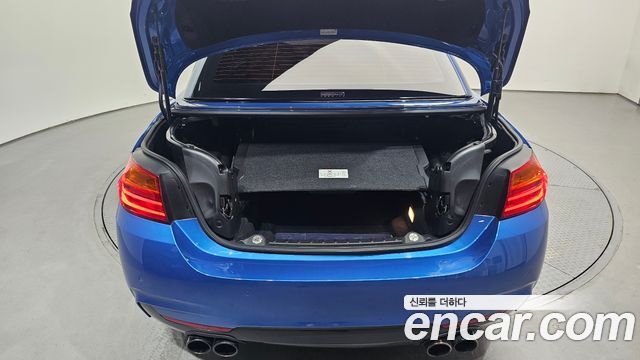 BMW 4 Series (F32) 428i M Sport Convertible 2017 — фото 20