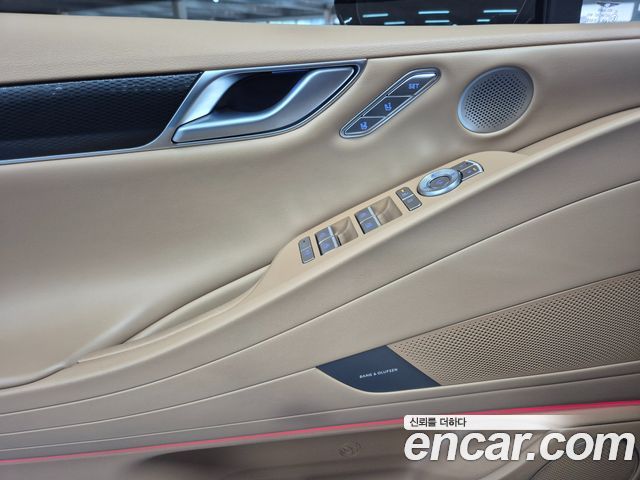Genesis G80 (RG3) Gasoline 2.5 Turbo AWD 2025 — фото 15
