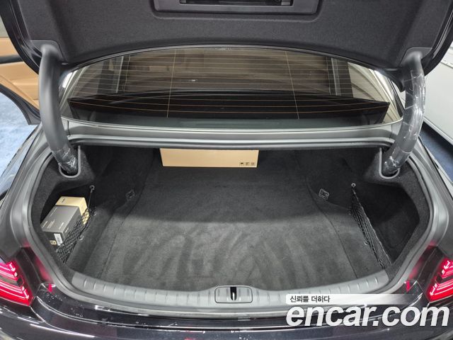 Genesis G80 (RG3) Gasoline 2.5 Turbo AWD 2025 — фото 23