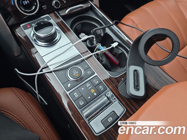 Land Rover Range Rover (IV) 5.0 SC AB 2017 — фото 9