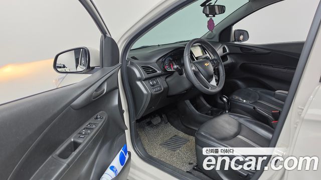 Chevrolet Spark LT 2019 — фото 10