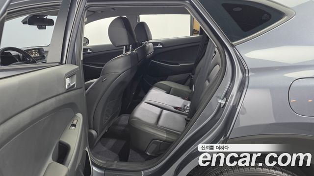 Hyundai Tucson Gasoline 1.6 turbo 2WD Modern 2019 — фото 11