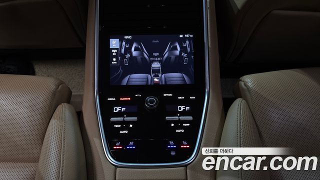 Porsche Panamera (971) 2.9 4S 2017 — фото 18