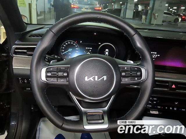 Kia K5 (III) 1.6 Turbo Signature 2022 — фото 8