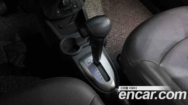 Chevrolet Spark LPG LT Standard 2014 — фото 9