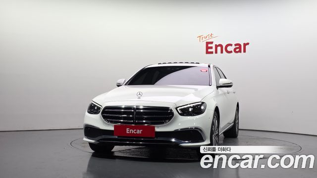 Mercedes-Benz E-Class (W213) E300e 4MATIC Exclusive 2023 — фото 3