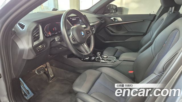 BMW 1 Series (F40) 120i M Sports 2023 — фото 15