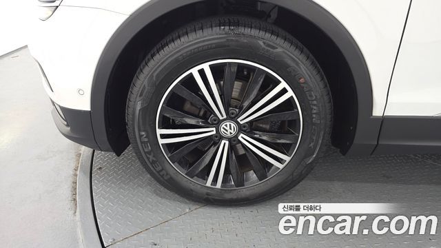 Volkswagen Tiguan (II) 2.0 TDI Prestige 2020 — фото 5