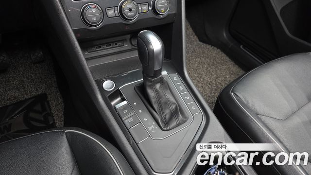 Volkswagen Tiguan (II) 2.0 TDI Prestige 2020 — фото 9