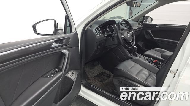 Volkswagen Tiguan (II) 2.0 TDI Prestige 2020 — фото 10