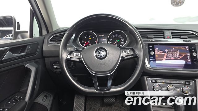 Volkswagen Tiguan (II) 2.0 TDI Prestige 2020 — фото 12