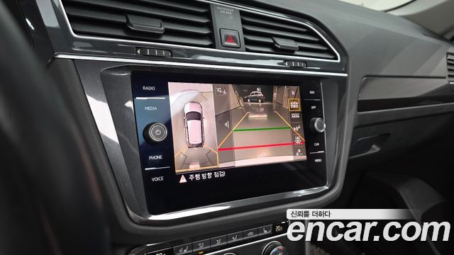 Volkswagen Tiguan (II) 2.0 TDI Prestige 2020 — фото 14